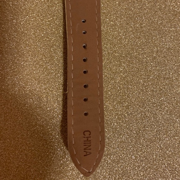 WRISTWATCH - Picture 5 of 7